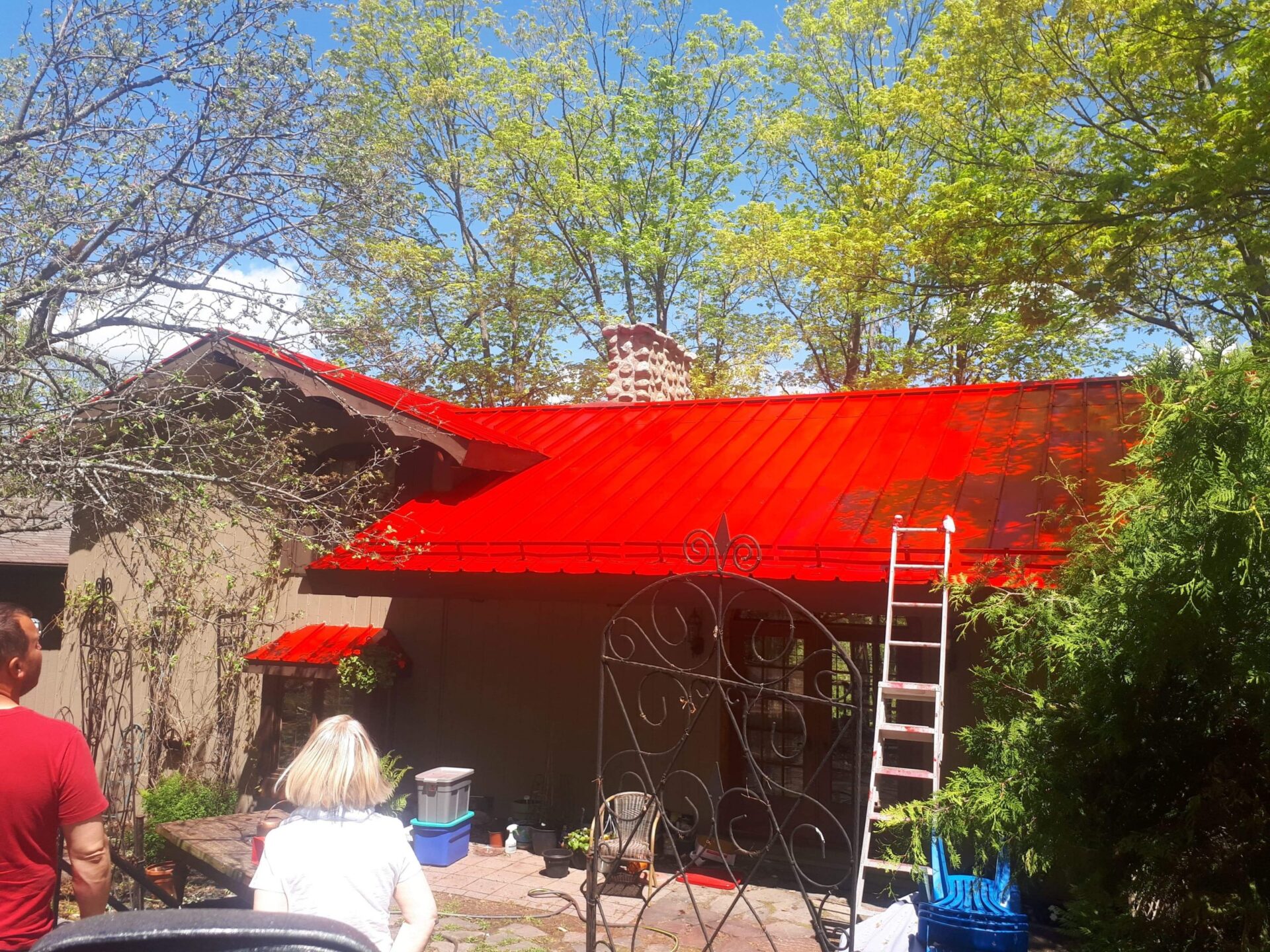 peinture-toit-tole-metal-roof-paint-1